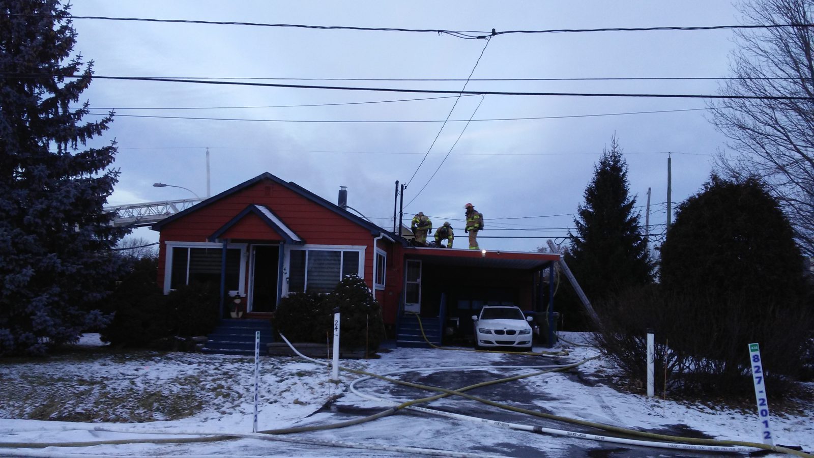 Une résidence endommagée par un incendie