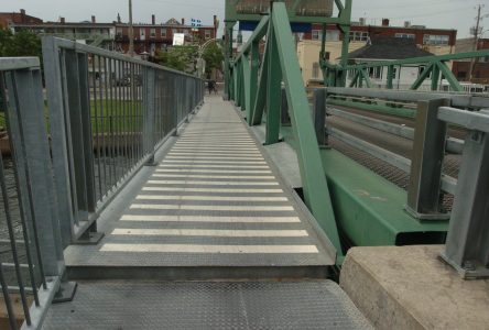 La circulation rétablie sur le pont Gouin