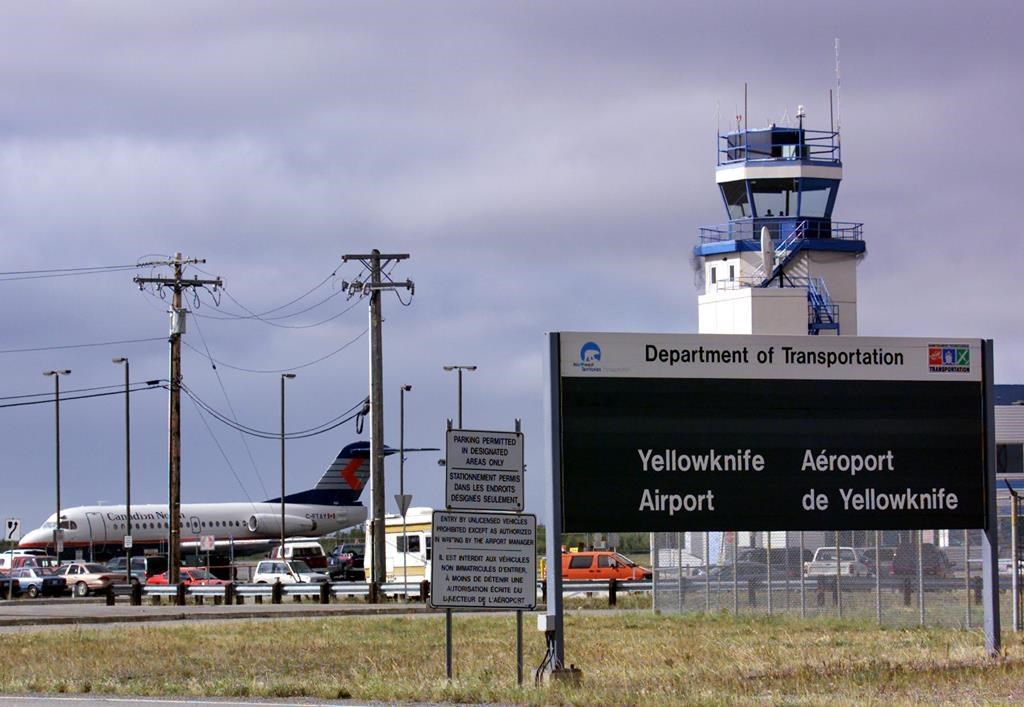 Des amendes pour des Russes ayant enfreint les règles de l’aviation au Canada