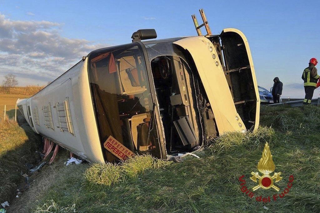 Embardée d’un autobus transportant des réfugiés ukrainiens en Italie: au moins 1 mort