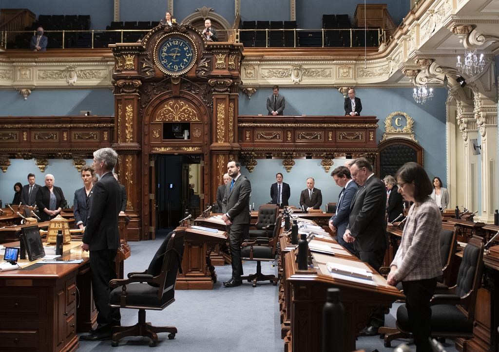 Réfugiés ukrainiens: l’Assemblée nationale demande à Ottawa d’aller plus vite