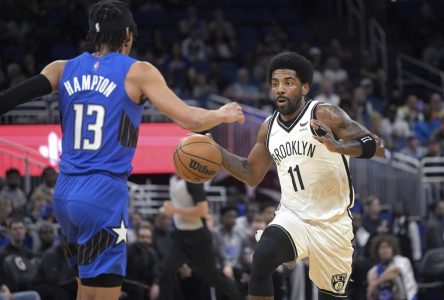 Kyrie Irving fracasse sa marque personnelle en inscrivant 60 points contre le Magic