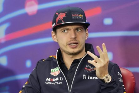 Le champion Verstappen se moque des soi-disant problèmes de rythme des Mercedes