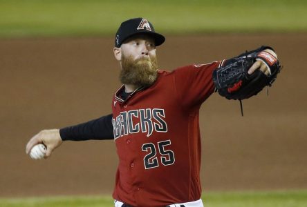 Les Angels ajoutent Archie Bradley pour renforcer leur enclos de releveurs