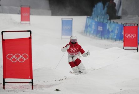 Mikaël Kingsbury conclut sa saison parfaite aux bosses en parallèle