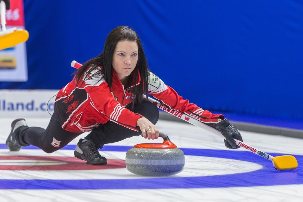 Kerri Einarson dispose des États-Unis 9-3 au Mondial de curling féminin