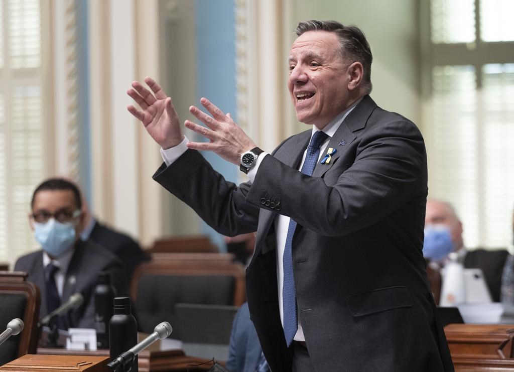 François Legault dit avoir été déclaré positif à la COVID-19