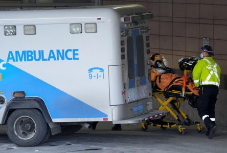 L’Ontario signale 707 hospitalisations et 5 autres décès dus à la COVID-19