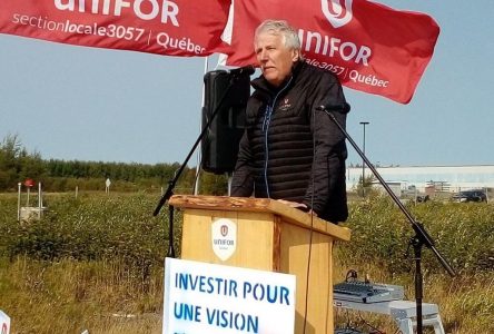 Négos dans le papier pour 15 000 membres dans l’Est du Canada: Unifor choisit Résolu