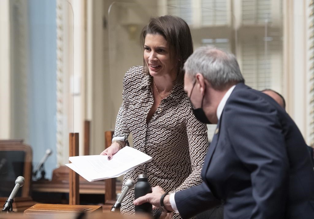 Neuf députés de l’Assemblée nationale sont atteints de la COVID-19