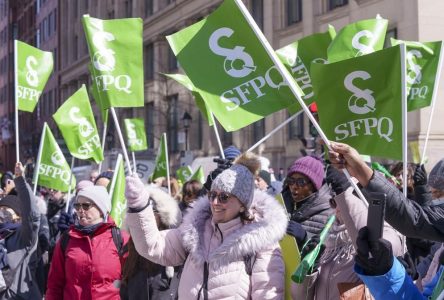 Première journée de grève des fonctionnaires du SFPQ