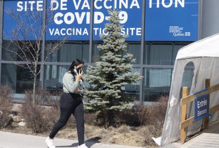 COVID-19: Québec rapporte 28 nouveaux décès et une hausse des hospitalisations