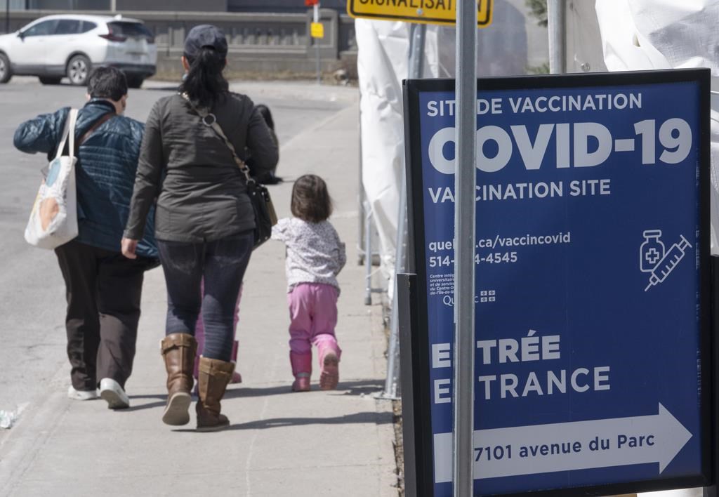 COVID-19: Québec rapporte 30 nouveaux décès et une hausse des hospitalisations