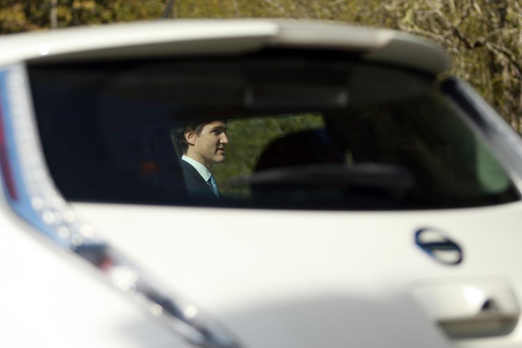 Justin Trudeau n’exclut pas le nucléaire pour recharger les véhicules électriques