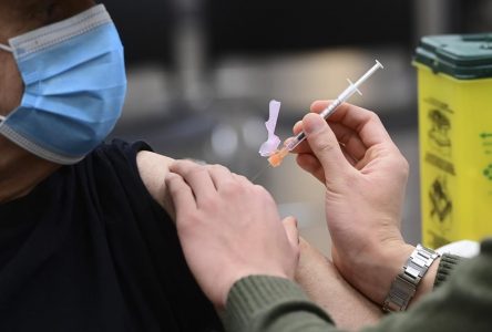 Des vaccins dans la réserve nationale commencent à expirer