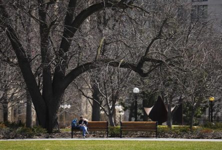 L’Ontario signalait jeudi 1626 hospitalisations liées à la COVID-19, en baisse de 36