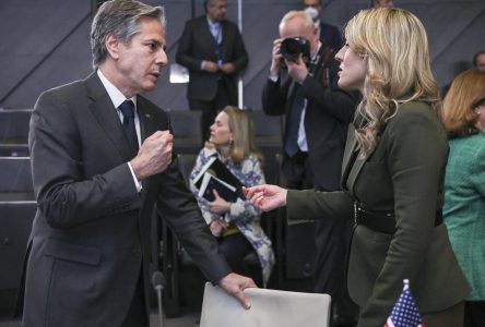 Mélanie Joly appuie l’intention d’un projet de loi sur la saisie d’actifs russes