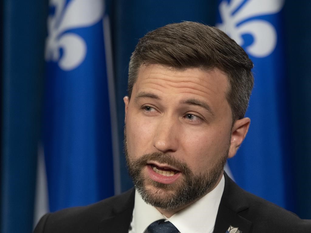 Réforme du scrutin: une «crise démocratique», selon QS et le PQ