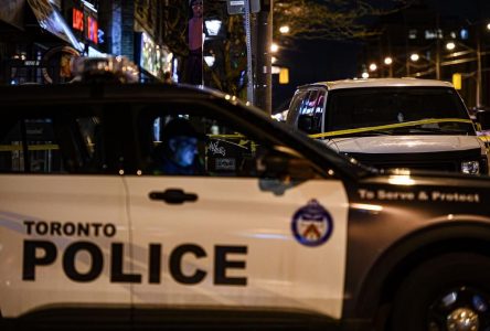 Un adolescent de 14 ans arrêté à Toronto après une bagarre dans un centre commercial