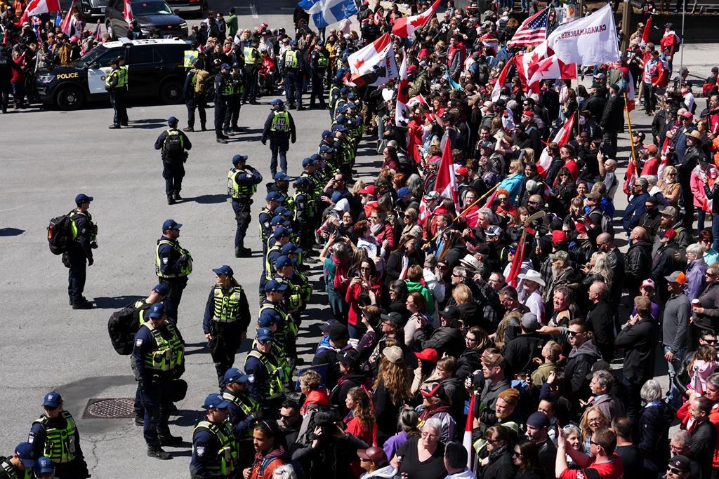 Ottawa: la manifestation a coûté entre 2,5 millions $ et 3 millions $ à la police