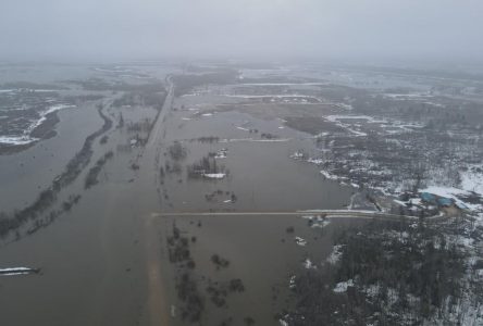 La crue des eaux force des évacuations au Manitoba