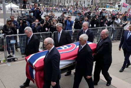 Un dernier hommage à Guy Lafleur avec des funérailles nationales