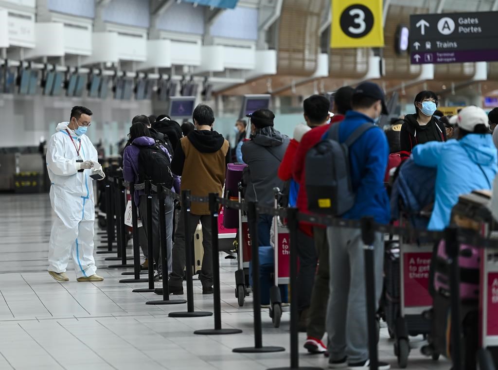 L’aéroport de Toronto demande à Ottawa de contribuer à réduire les délais