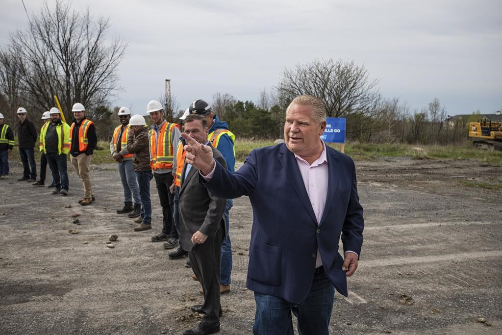 Les conservateurs s’engagent à rétablir Northlander et à reconstruire l’autoroute 101