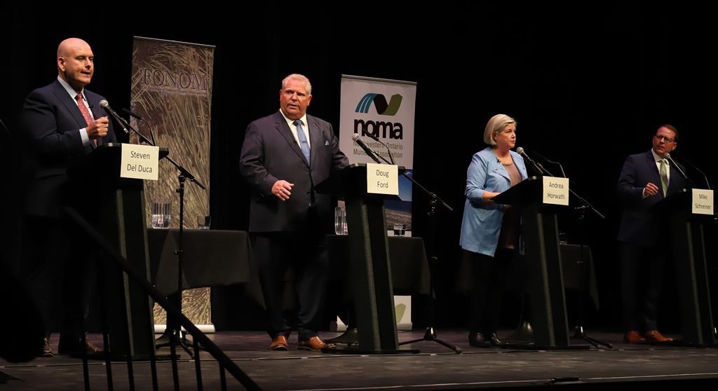 Un premier débat des chefs en Ontario, dans le nord de la province