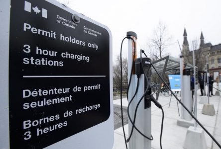 Canada: demande de fabricants automobiles pour la recharge des véhicules électriques