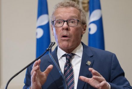 Le ministre Jean Boulet ne trouve «pas normal» que des enfants de 11 ans travaillent