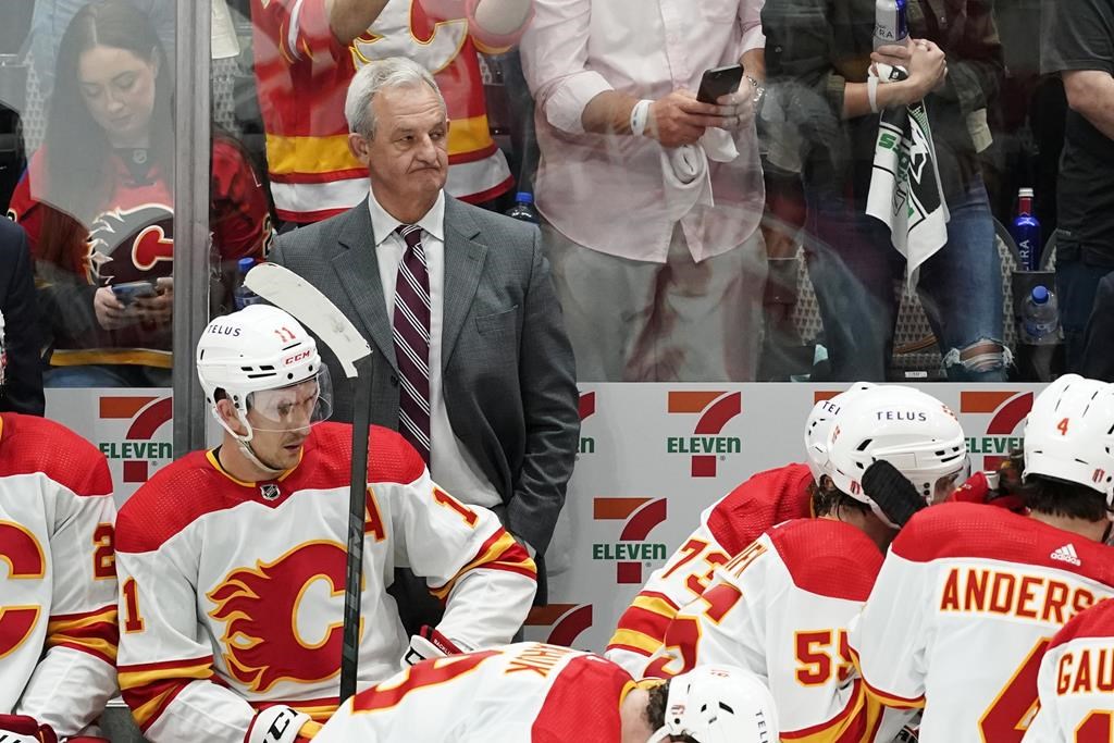 Le trophée Jack Adams va à Darryl Sutter, qui dirige les Flames de Calgary