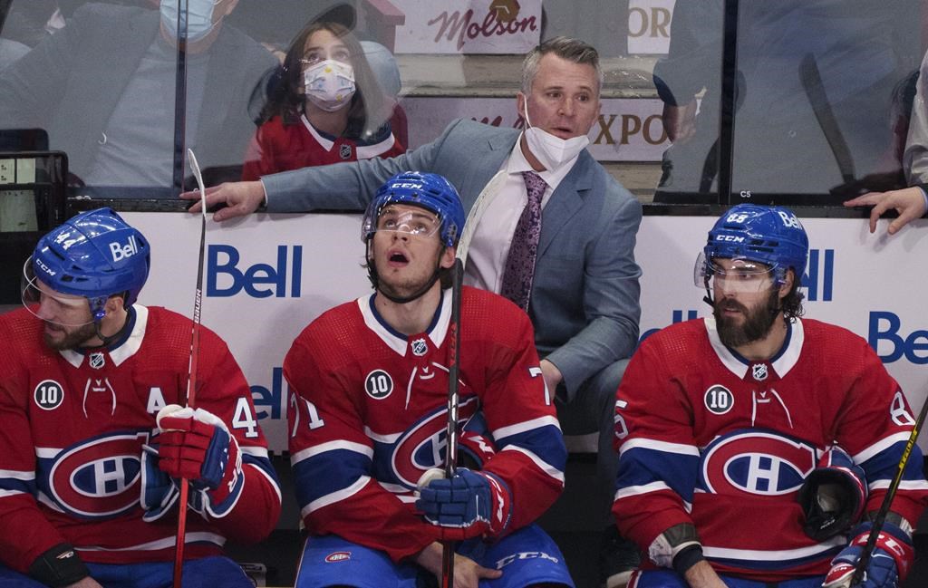 L’entraîneur-chef du Canadien Martin St-Louis accepte un contrat de trois ans