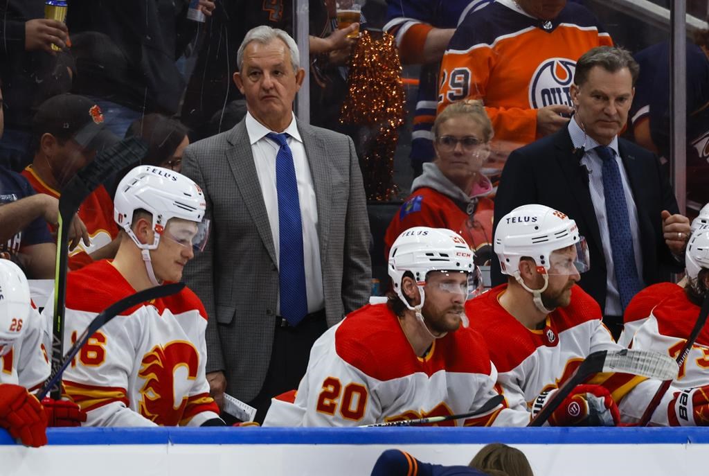 Les Flames ont fait des progrès, selon l’entraîneur-chef Darryl Sutter