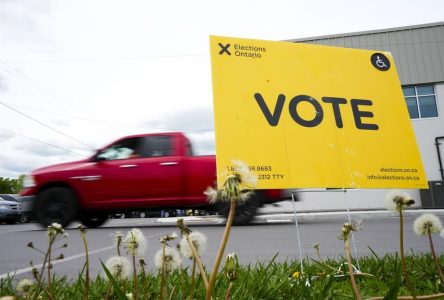 Les conservateurs de Doug Ford obtiennent un autre mandat majoritaire