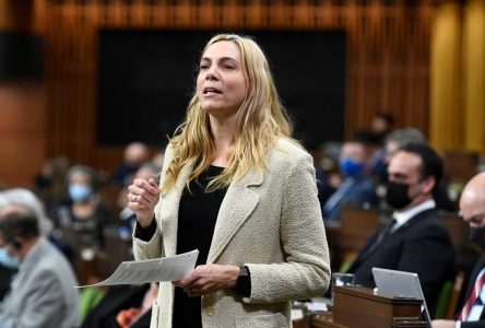 Viol collectif d’une jeune femme: Hockey Canada convoqué en comité parlementaire