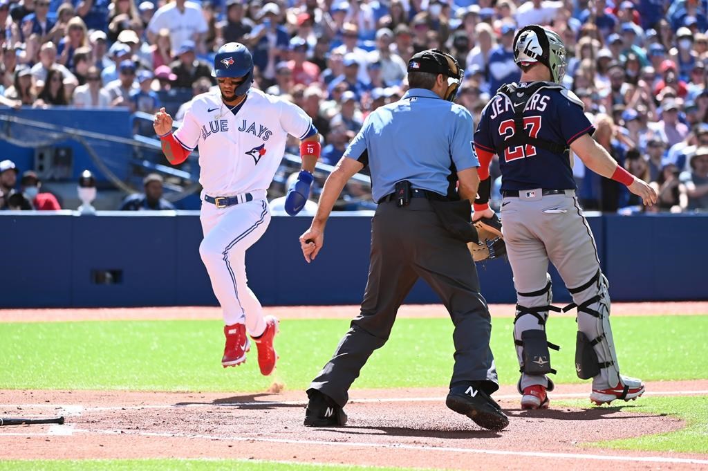 Berrios retire 13 cogneurs lors d’une victoire de 12-3 des Blue Jays contre les Twins