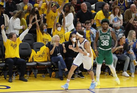 Les Warriors écrasent les Celtics et créent l’égalité dans la série finale