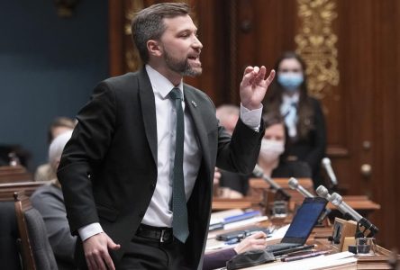 François Legault a «peur» de débattre d’environnement, selon Québec solidaire