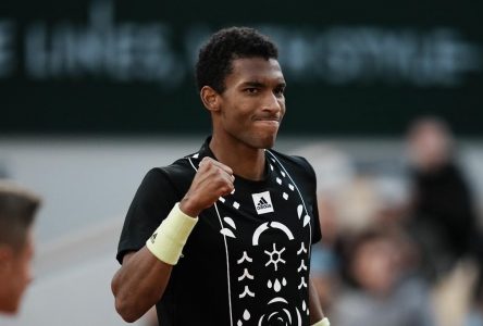 Auger-Aliassime victorieux à Bois-le-Duc, tandis que Shapovalov s’incline à Stuttgart