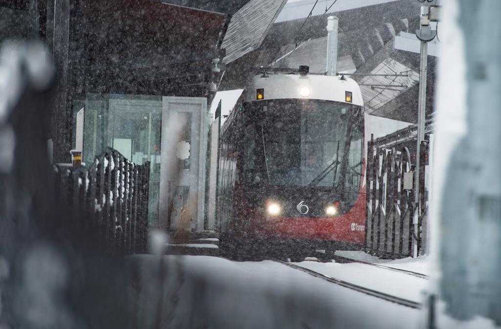 Début de l’enquête sur le train léger à Ottawa