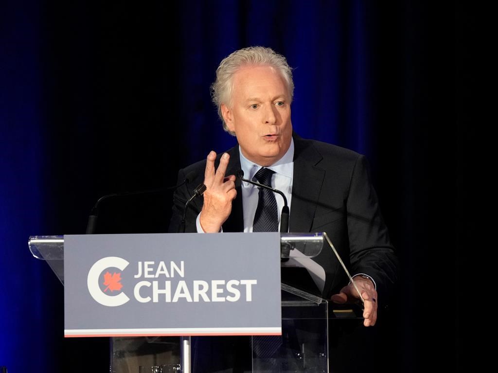 Un nouveau sondage indique que des électeurs préfèrent Charest et Brown à Poilievre