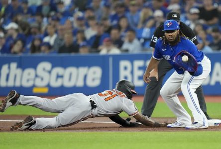 Kevin Gausman éprouve des difficultés et les Orioles écrasent les Blue Jays 10-2