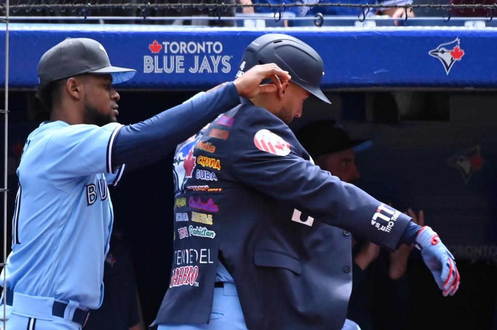 Les Blue Jays évitent le balayage contre les Yankees grâce au brio d’Hernandez