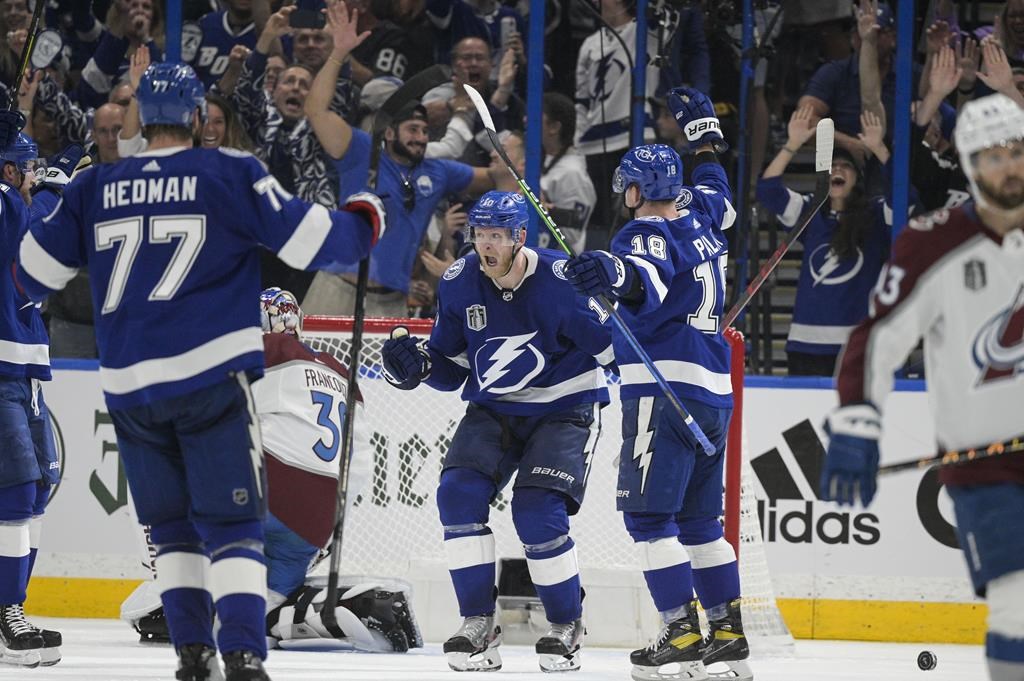 Le Lightning rend la pareille à l’Avalanche en signant un gain convaincant de 6-2