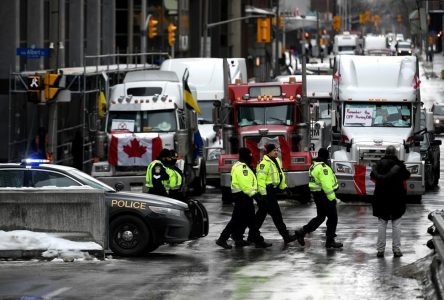 Manifestations à Ottawa: la «police des polices» exonère deux agents de Vancouver