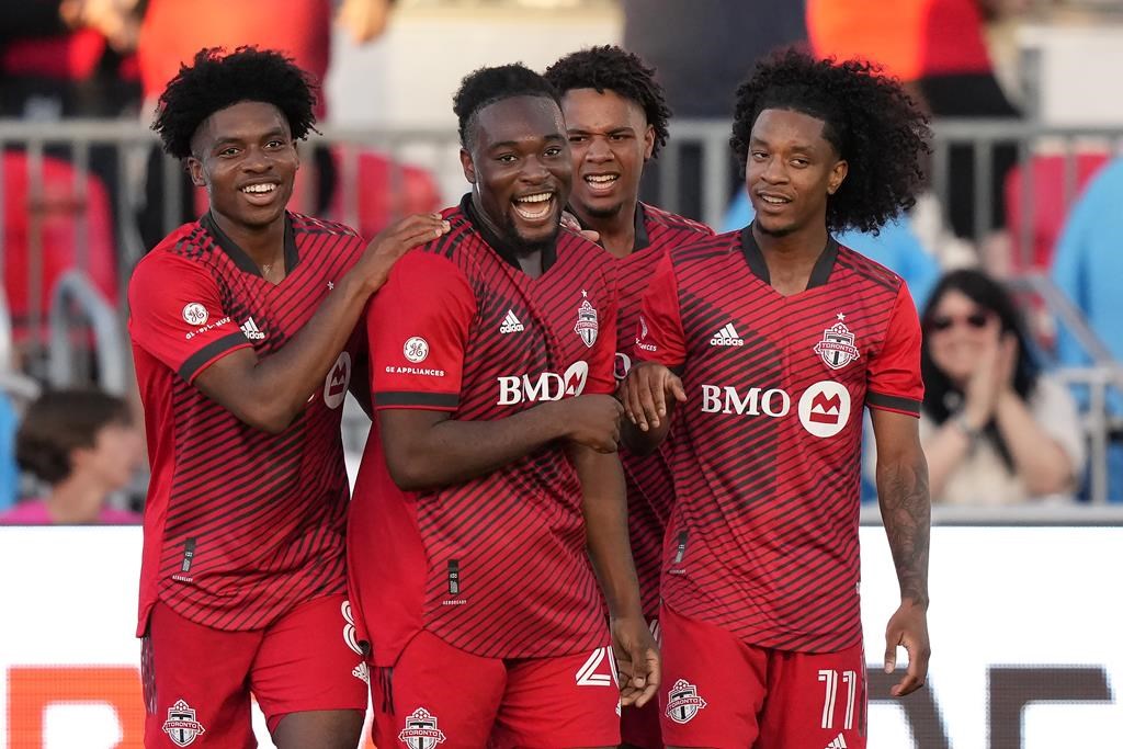 Championnat canadien: le Toronto FC l’emporte aisément 4-0 et détrône le CF Montréal