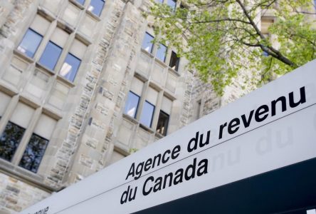 Ottawa perd en moyenne jusqu’à 22 G $ par année en impôts impayés, selon l’ARC