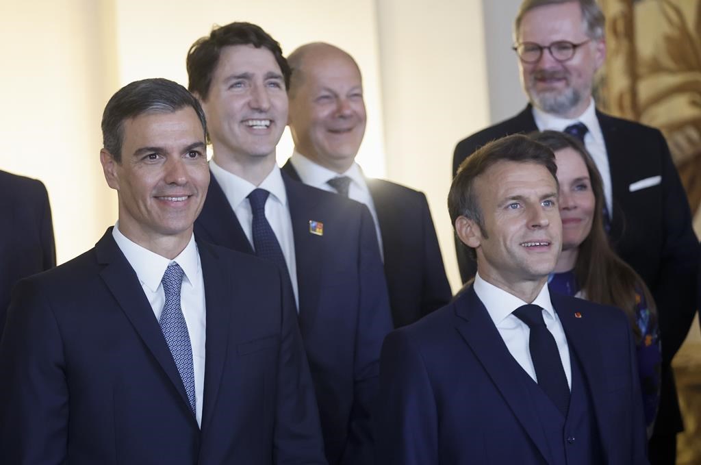 Le Canada accroîtra son engagement militaire en Lettonie et ouvrira quatre ambassades