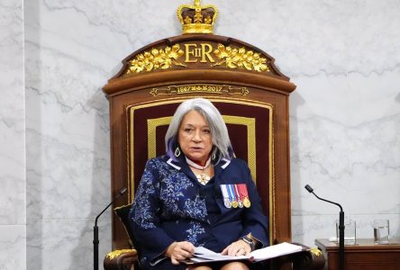 Des Québécois demandent à la Cour supérieure d’invalider la nomination de Mary Simon